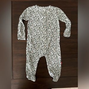 Magnetic me modal footie 3-6